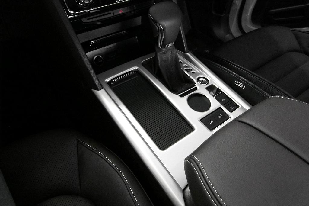 Advanced notification analytics dashboard showing real-time engagement metrics